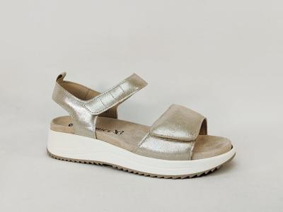 Sandale femme pied large chic et confortable à velcro CAPRICE 28702 cuir or largeur G
