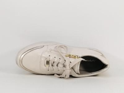 Basket confortable femme pied large cuir souple beige CAPRICE 23765 