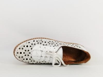Chaussure femme cuir très souple ajouré originale et confortable MORAN'S genia blanche