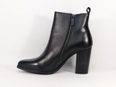 Bottine femme cuir noir à talon haut destockage TROPEZIENNES krisp