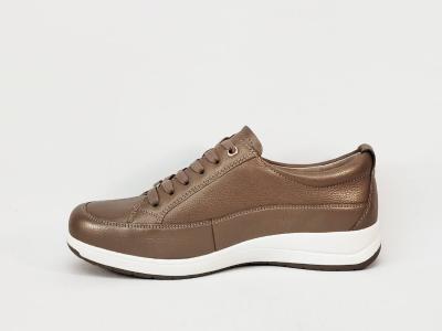 Chaussures femme pieds larges et sensibles largeur K CAPRICE 23727 taupe cuir confort