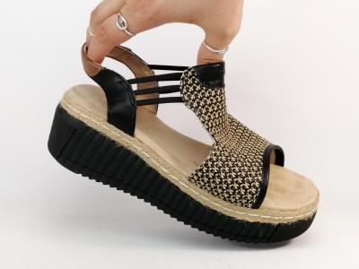 Sandale plateforme femme à élastique noire chic et confortable TOM TAILOR 9590240006
