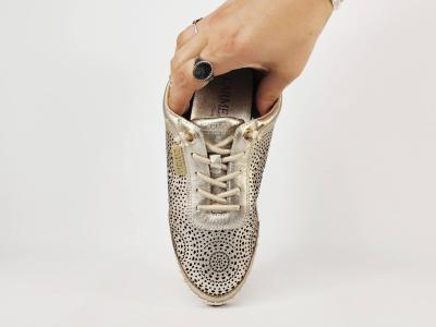 Baskets sans lacets femme cuir or très souple chic et confortable destockage CARMELA 162327