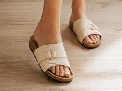 Mule femme chic cuir beige confortable et tendance TERRE DE MARINS mahity