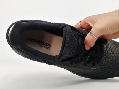 Basket homme ADIDAS lite racer en destockage à pas cher noir en grande taille
