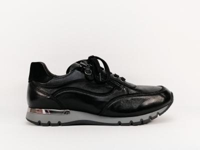 sneakers confort en cuir noir CAPRICE 23750 largeur H pour femme