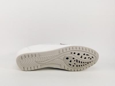 Mocassins femme grand confort cuir souple blanc largeur G CAPRICE 24250