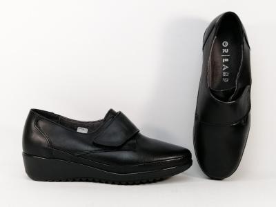 Chaussure grand confort femme pied sensible cuir noir à velcro ORLAND 6003