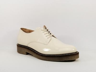 Derby KICKERS Oxfork en destockage cuir verni blanc à pas cher femme