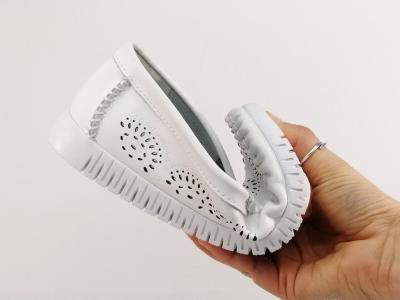 Mocassin femme cuir blanc souple et confortable SWEET'R mapa à pas cher