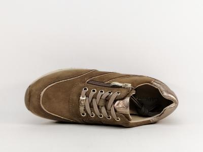 Sneakers femme pied large en cuir taupe confortable CAPRICE 23752 largeur H