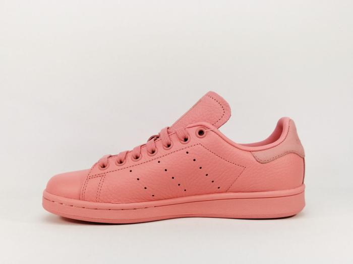 Basket ADIDAS Stan Smith cuir rose femme en destockage à pas cher Basket ADIDAS Stan Smith cuir rose femme en destockage à pas cher