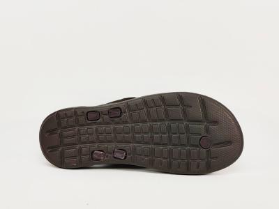 Tong homme confortable marron souple et tendance en destockage REFRESH 172758 à pas cher