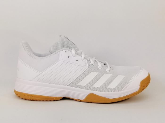 Basket ADIDAS homme ligra 6 sport en salle, indoor confortable en destockage à pas cher blanche
