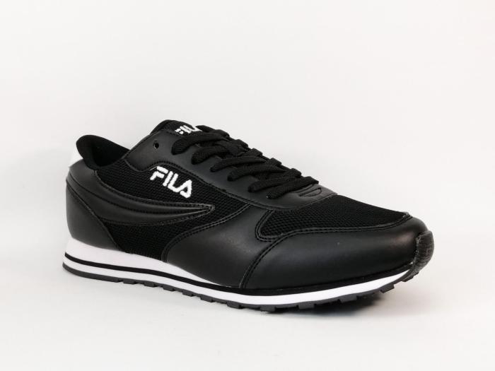 Basket noire homme tendance à pas cher destockage de marque FILA FFM0132