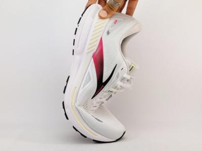 Chaussure running homme destockage BROOKS adrenaline gts 23 confortable à pas cher