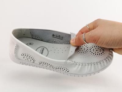 Mocassin femme cuir blanc souple et confortable SWEET'R mapa à pas cher