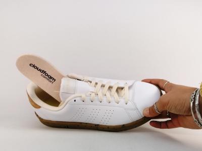 Basket ADIDAS homme advantage GY7036 blanche en destockage à pas cher