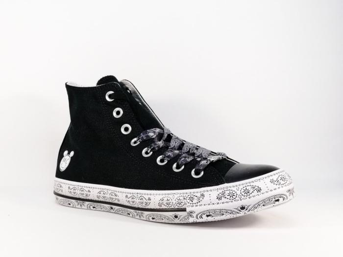 chaussure montante noir
