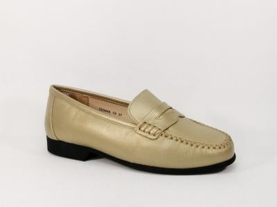 Mocassins femme grand confort cuir souple or en destockage LUXAT Johan