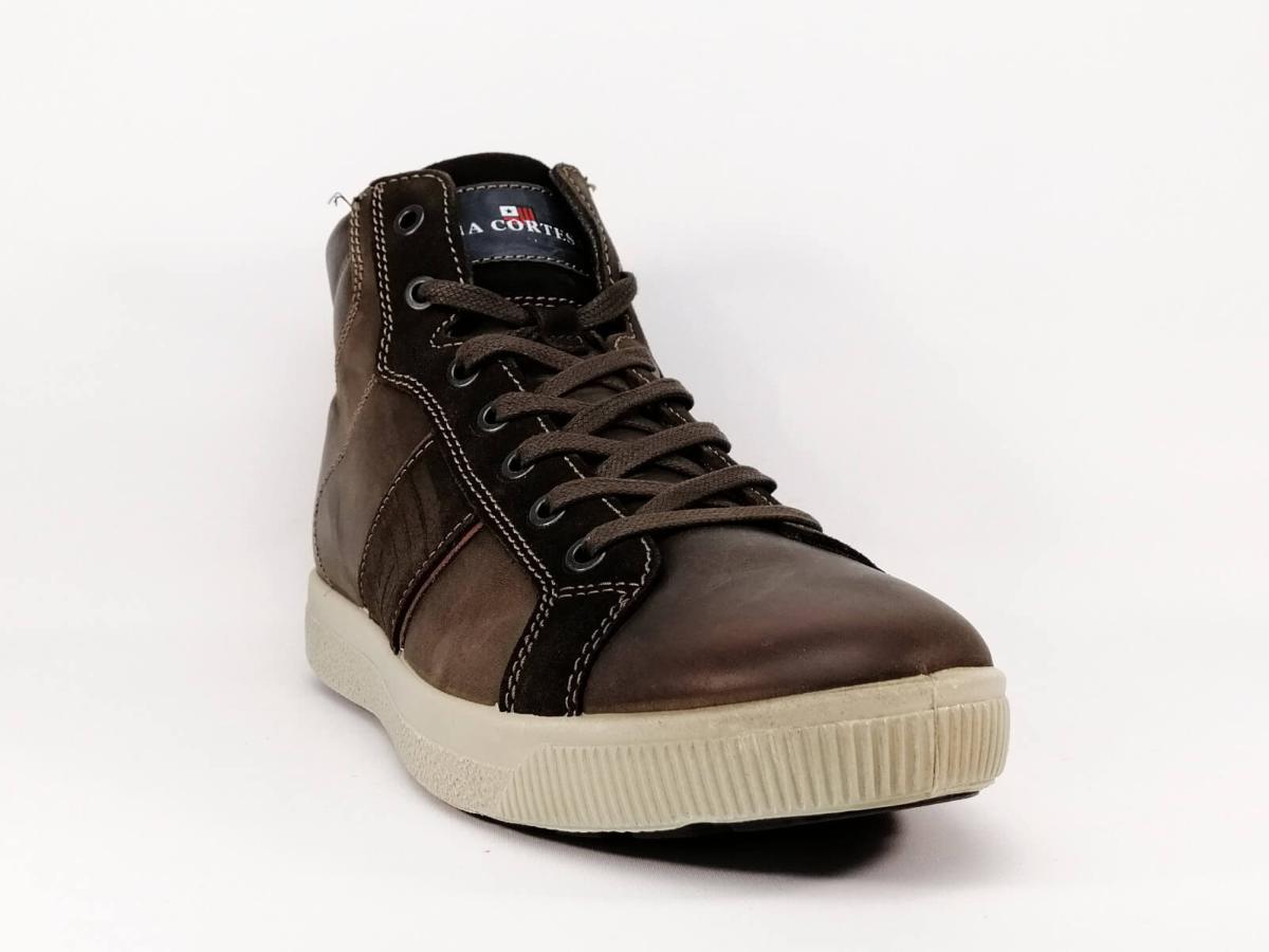 chaussure montante en cuir
