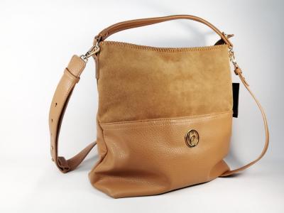 Grand sac bandoulière femme cabas camel en destockage CARMELA 186144 pas cher