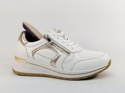 Basket femme pied large et sensible largeur H cuir blanc or CAPRICE 23300 chic confort