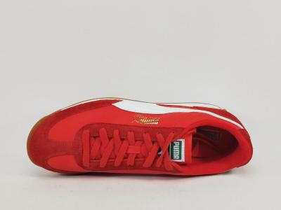 Basket rouge homme PUMA easy rider vintage en destockage à pas cher