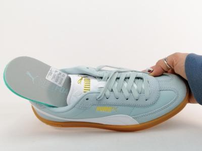 Basket femme PUMA club II Era bleu ciel tendance confort souple en destockage à pas cher