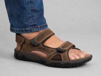 Sandale de marche homme confortable cuir marron à scratch destockage IMAC 753370