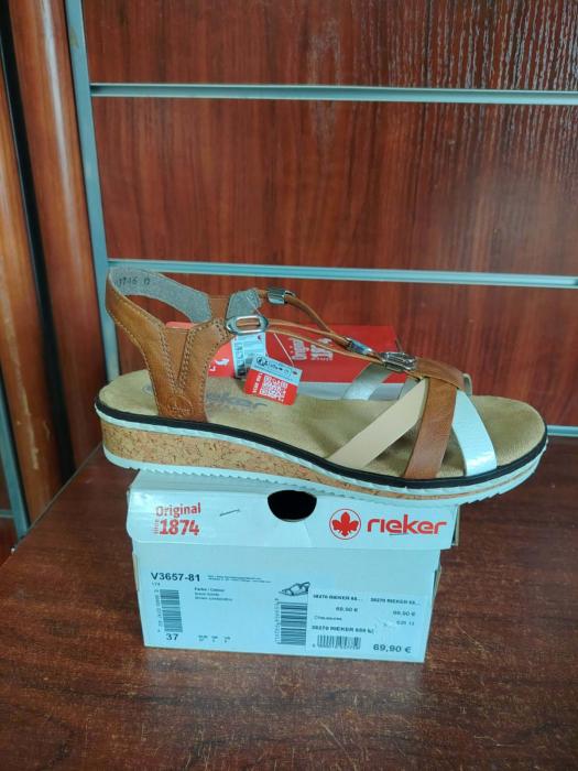 Une paire de RIEKER en pointure 37 pour Renée Mery
