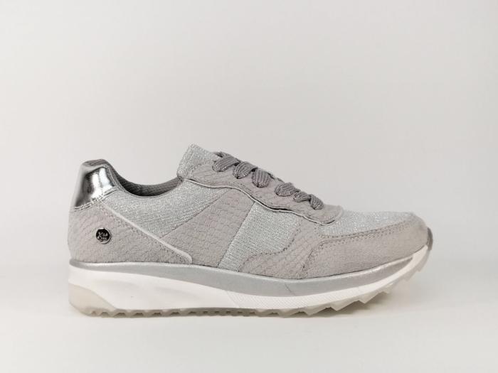 Sneakers femme pas cher gris argenté tendance en destockage XTi 47792