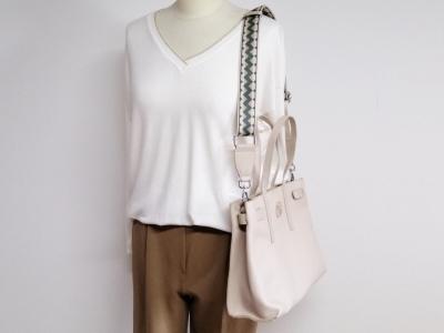 Sac beige femme bandoulière originale tendance chic destockage XTi 184555 pas cher