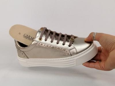 Basket de ville femme chic confortable en cuir bronze en destockage CARMELA 161762 légère à pas cher