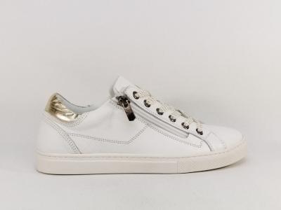 Basket femme cuir blanc souple et confortable à pas cher destockage COTEMER elkena cuir plissé effet vieilli