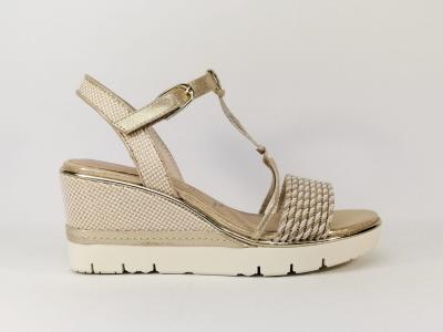 Sandale chic compensée en destockage TAMARIS 28315 or pour femme