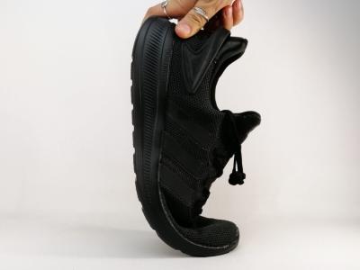 Basket homme ADIDAS lite racer en destockage à pas cher noir en grande taille