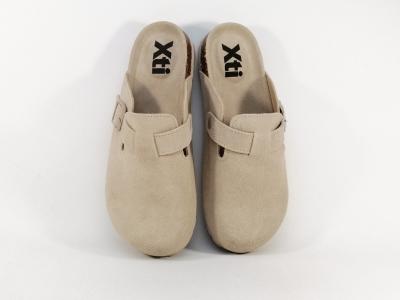 Sabots cuir femme daim beige clair destockage XTi 142871 confortable à pas cher