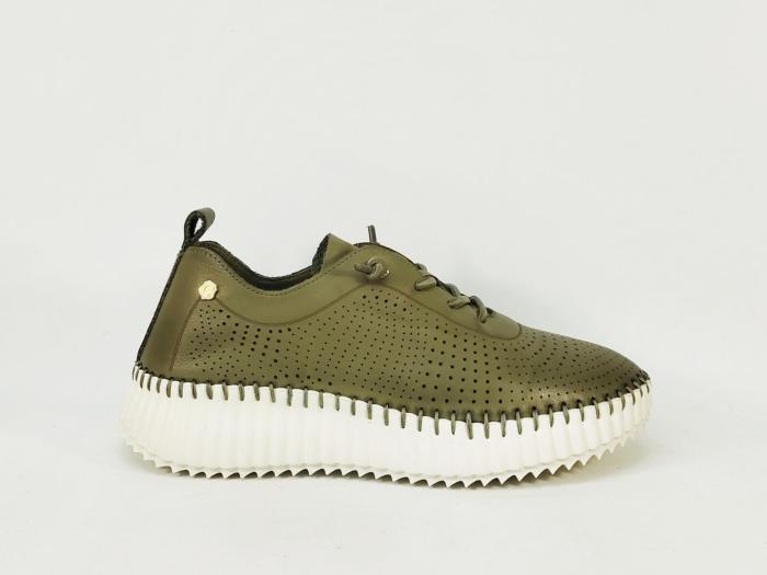 Baskets vertes femme sans lacets cuir très souple confort destockage CARMELA 162369