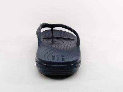 Tong CROCS homme destockage 207713 marine à pas cher grande taille confortable