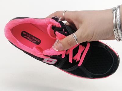 Basket SKECHERS femme destockage agility 11870 à pas cher sport noir rose