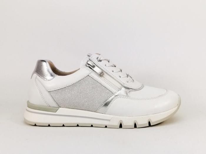 Chaussure femme pied large basket chic et confortable en cuir blanc CAPRICE 23725 largeur H