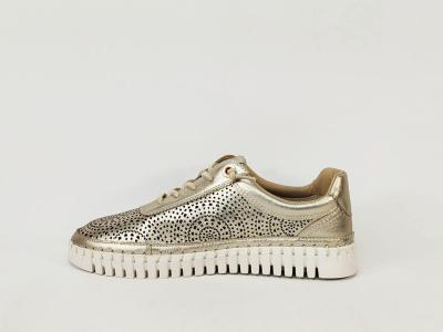 Baskets sans lacets femme cuir or très souple chic et confortable destockage CARMELA 162327