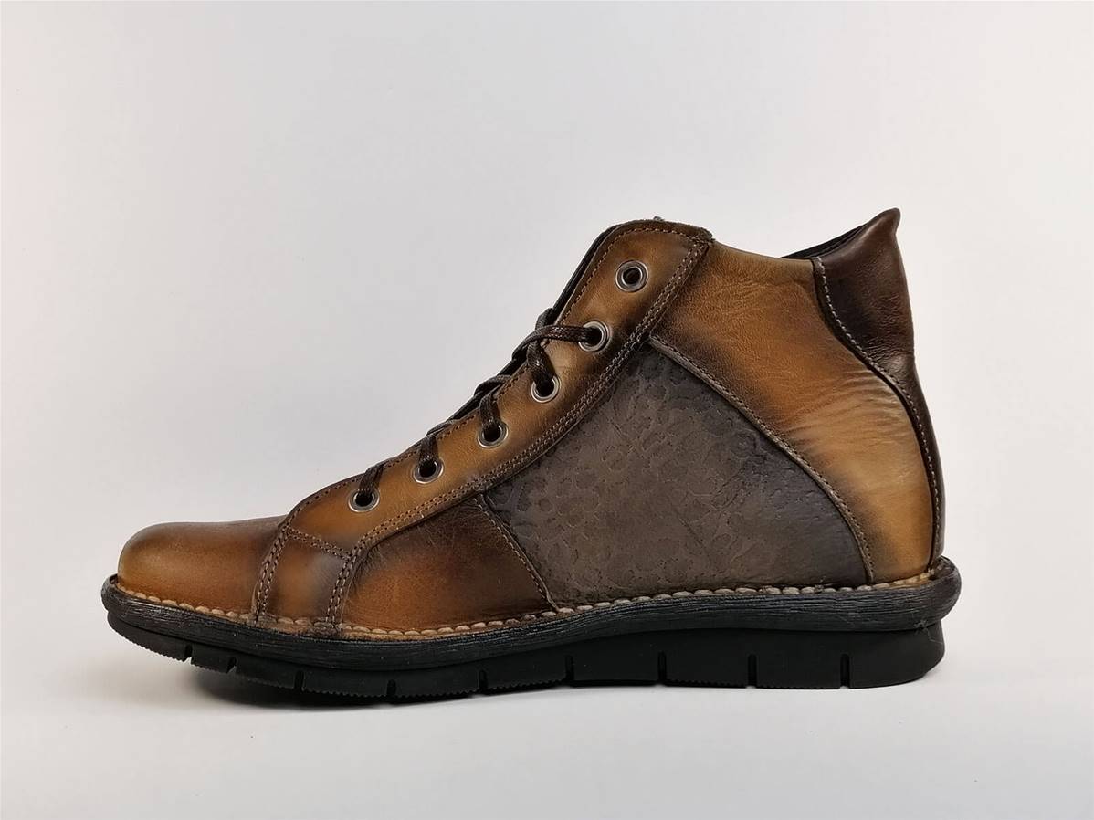 Chaussure montante en cuir taupe ALCE SHOES | Pointure Plus