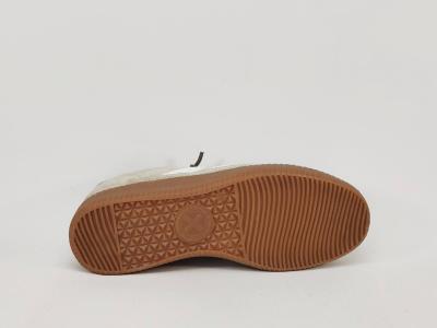 Basket beige femme sans lacets confortable et tendance destockage XTi 144170 à pas cher