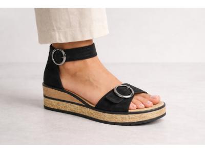 Sandale compensée noire femme chic et confortable double scratch RIEKER 63780 semelle antistress