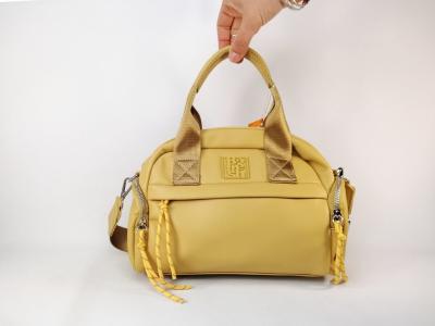 Sac � bandouli�re femme jaune moutarde bowling destockage REFRESH 183389 pas cher