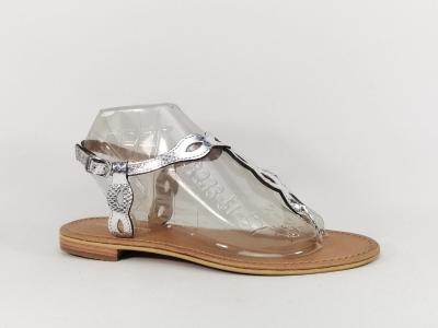 Sandale plate femme avec entre doigt en cuir argent destockage TROPEZIENNES hallyn  pas cher