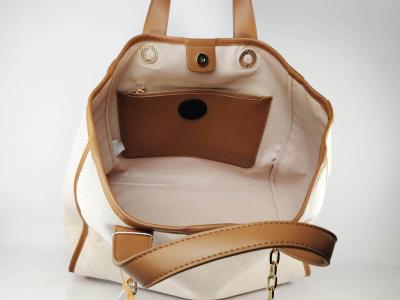 Grand sac cabas femme chic beige camel en destockage REFRESH 183391 pas cher