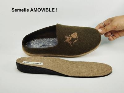 Chausson homme confortable motif loup tendance, semelle amovible CHIC & RELAX peloup
